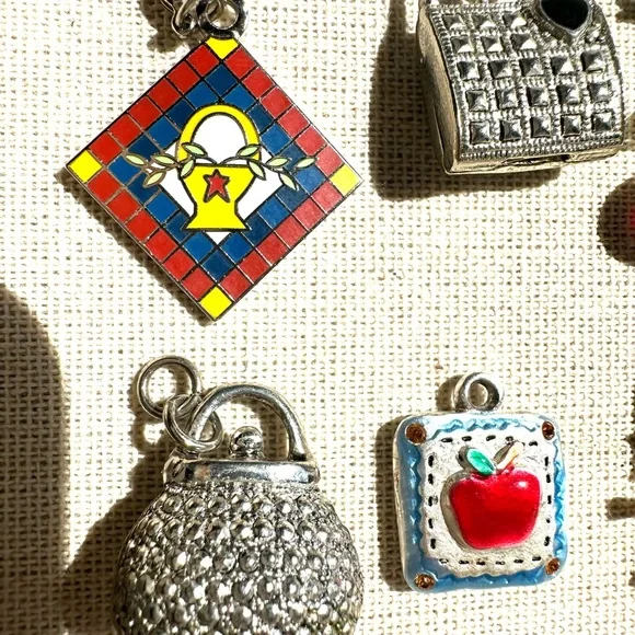 ↖️12 Charms: Bundle - Picture 3 of 8